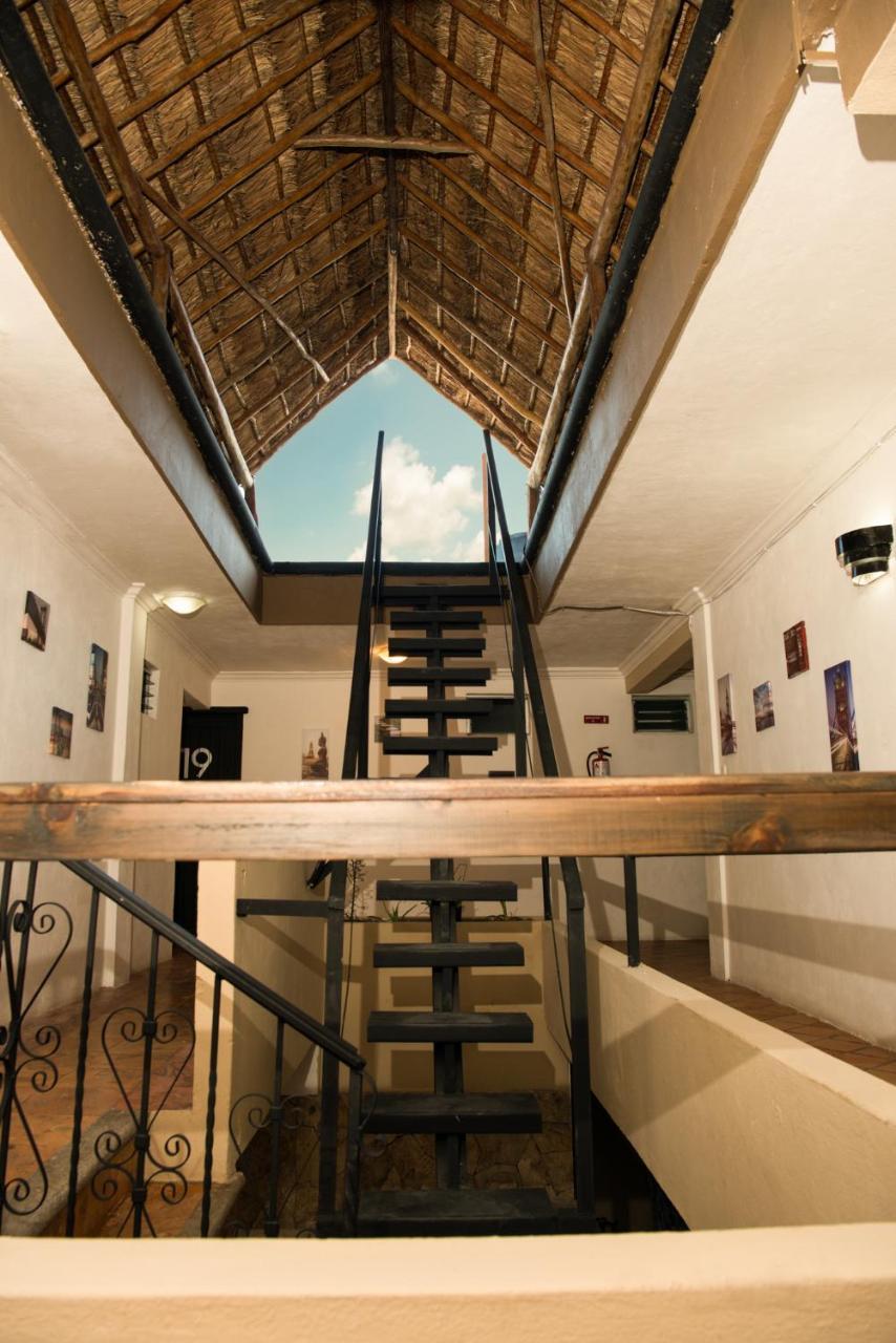 Deja Hostel Playa del Carmen Eksteriør billede