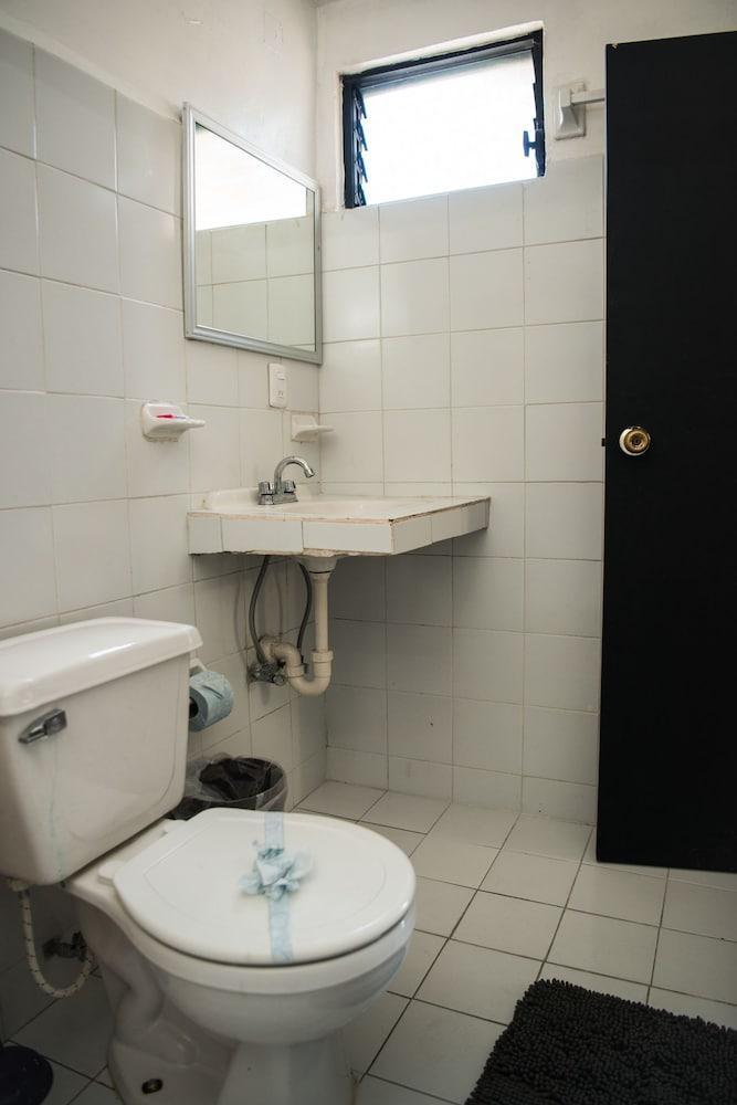Deja Hostel Playa del Carmen Eksteriør billede